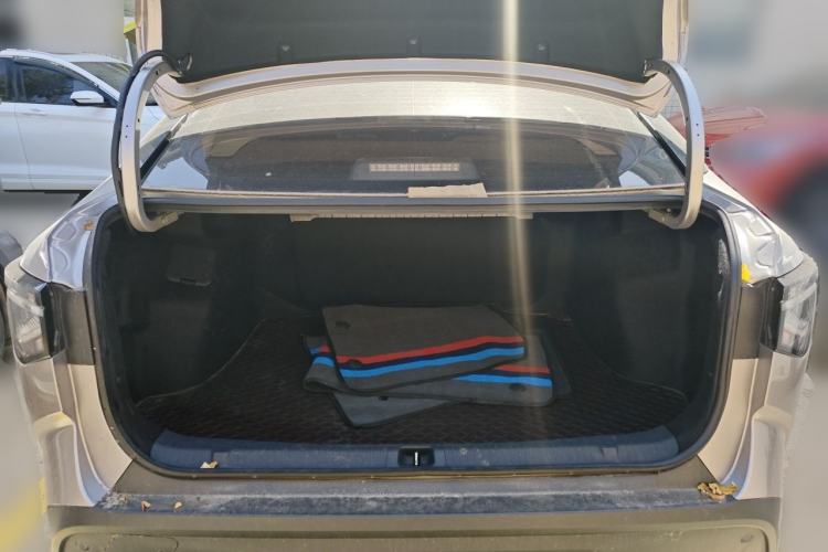 Used Toyota bZ3 2024 517 km Elite PRO Trunk