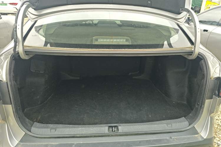 Used Toyota bZ3 2024 517 km Elite PRO Trunk