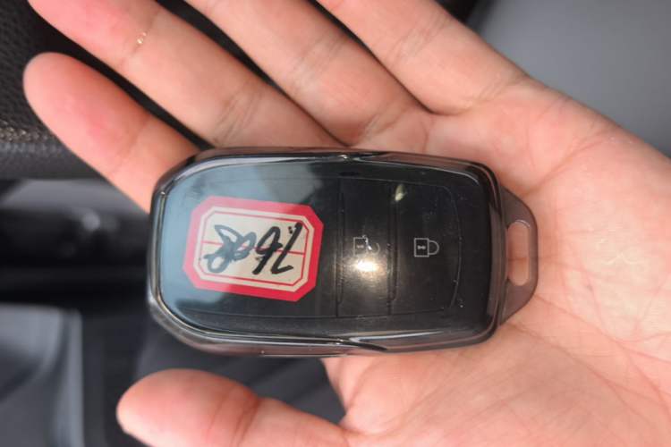 Used Toyota bZ3 2024 517 km Elite PRO Vehicle Key