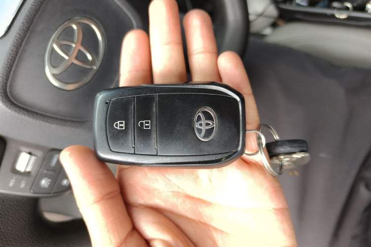 Used Toyota bZ3 2024 517 km Elite PRO Vehicle Key
