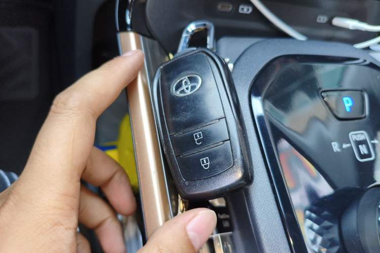 Used Toyota bZ3 2024 517 km Elite PRO Vehicle Key