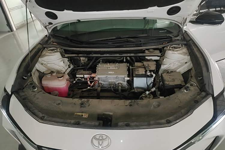 Used Toyota bZ3 2024 517 km Elite PRO Engine Bay