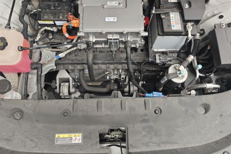 Used Toyota bZ3 2024 517 km Elite PRO Engine Bay
