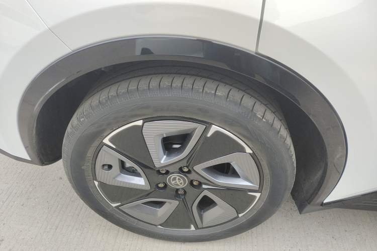 Used Toyota bZ3 2024 517 km Elite PRO Exterior 8