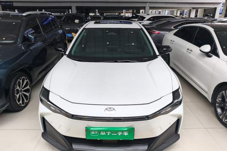 Used Toyota bZ3 2024 517 km Elite PRO Front
