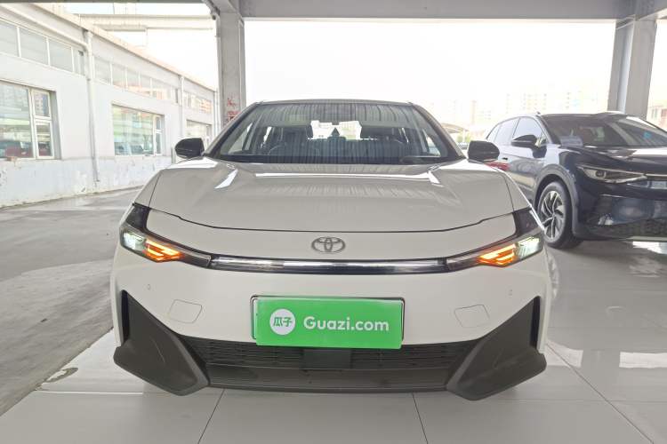 Used Toyota bZ3 2024 517 km Elite PRO Front