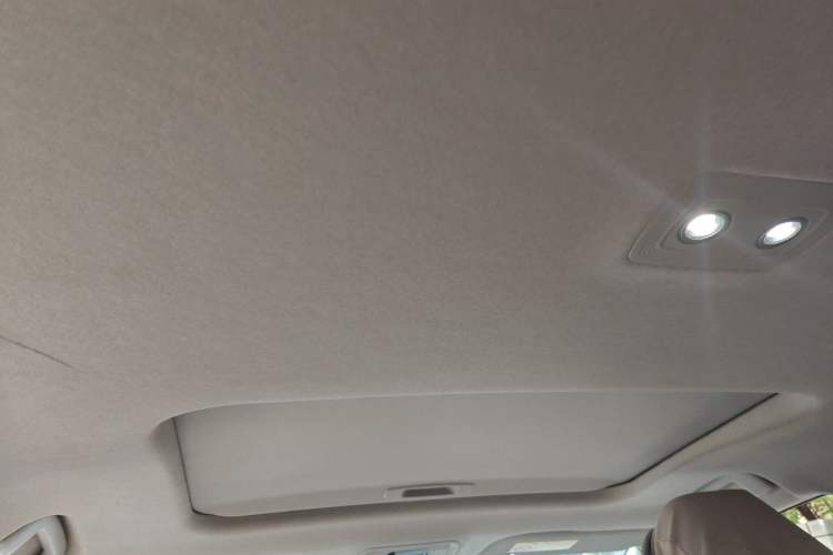 Used Toyota bZ3 2024 517 km Elite PRO Headliner