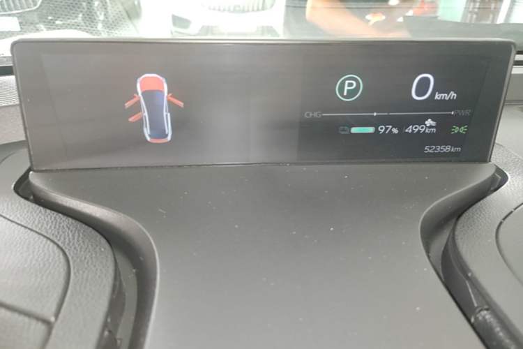 Used Toyota bZ3 2024 517 km Elite PRO Instrument Cluster