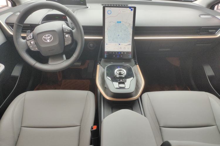 Used Toyota bZ3 2024 517 km Elite PRO Interior 2