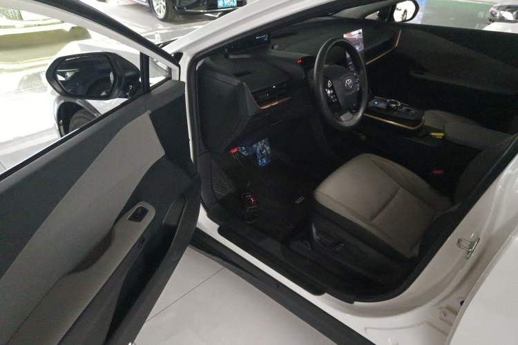 Used Toyota bZ3 2024 517 km Elite PRO Interior 3