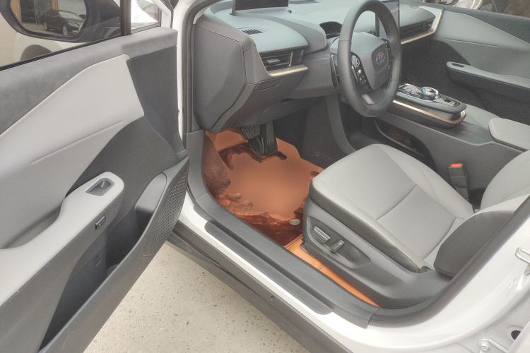 Used Toyota bZ3 2024 517 km Elite PRO Interior 3