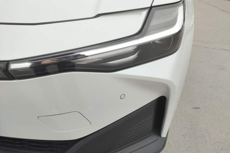 Used Toyota bZ3 2024 517 km Elite PRO Left Front Headlight