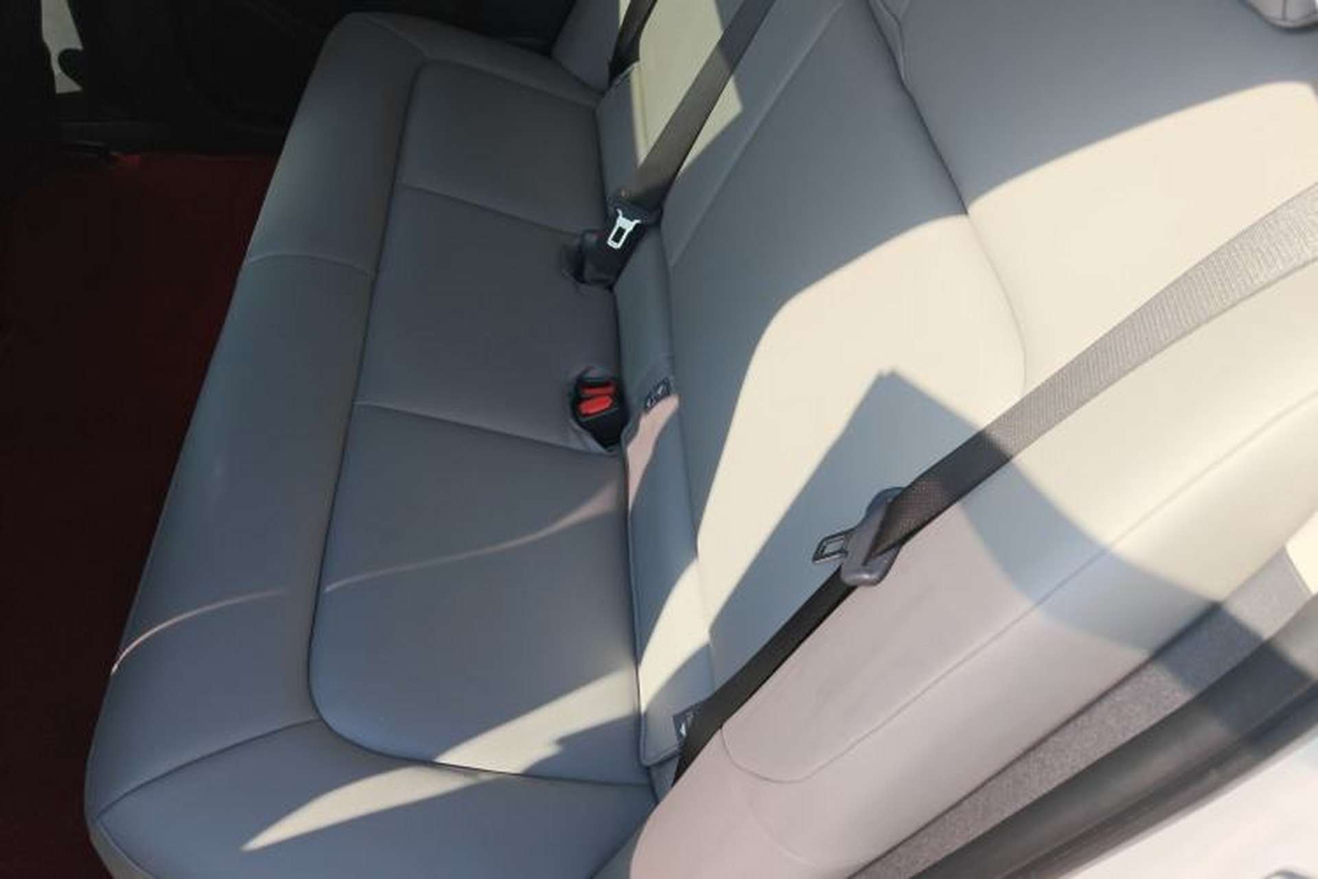 Used Toyota bZ3 2024 517 km Elite PRO Left Rear Seat