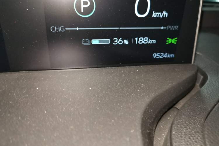 Used Toyota bZ3 2024 517 km Elite PRO Odometer Close Up