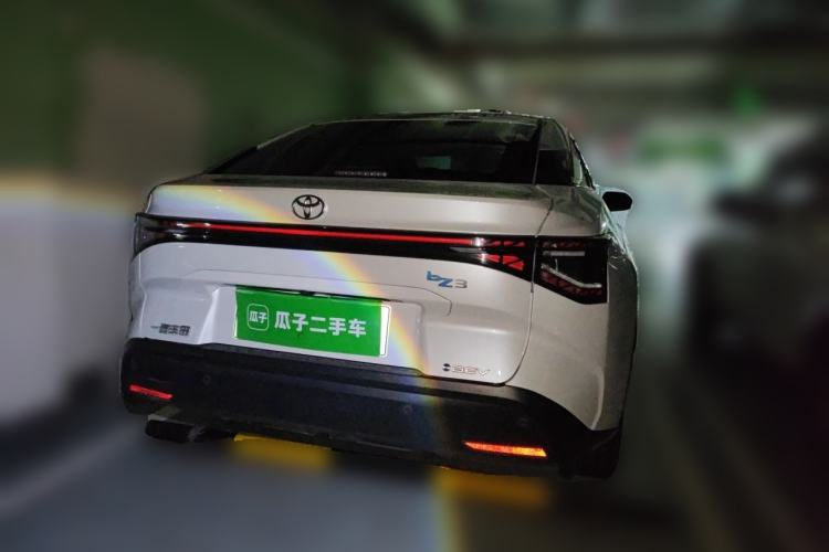 Used Toyota bZ3 2024 517 km Elite PRO Rear