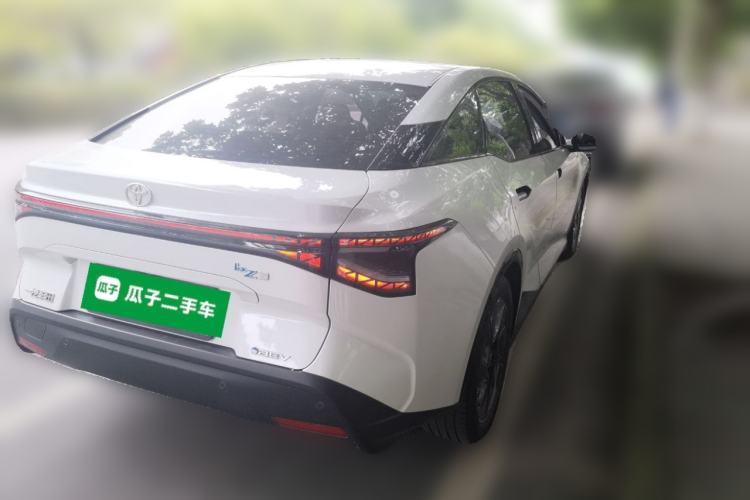 Used Toyota bZ3 2024 517 km Elite PRO Rear Right 45 Deg