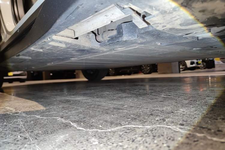 Used Toyota bZ3 2024 517 km Elite PRO Right Side Sill
