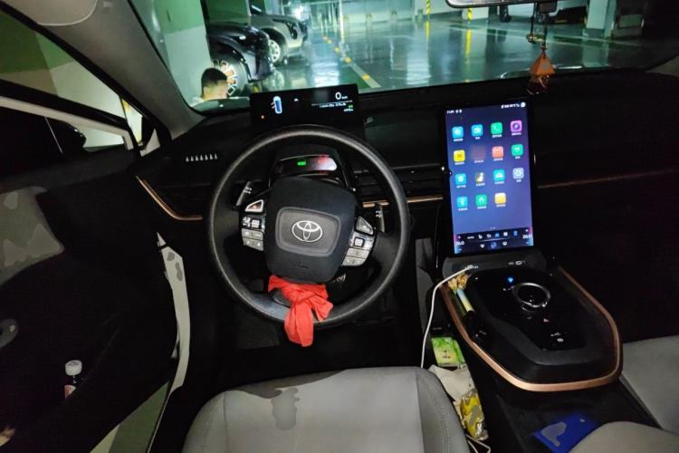 Used Toyota bZ3 2024 517 km Elite PRO Steering Wheel
