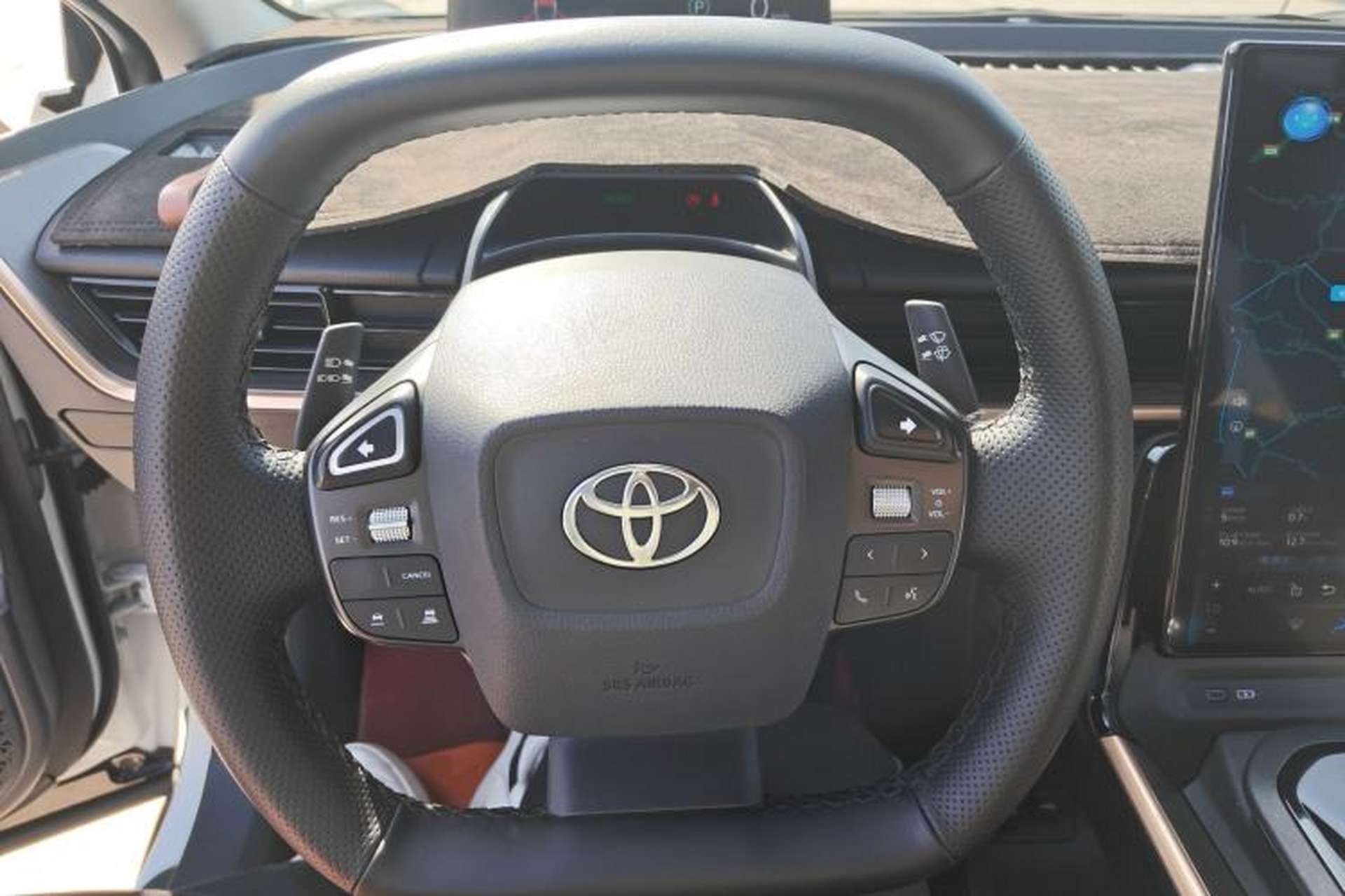 Used Toyota bZ3 2024 517 km Elite PRO Steering Wheel