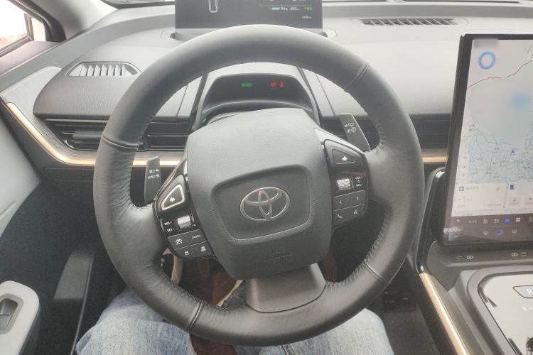 Used Toyota bZ3 2024 517 km Elite PRO Steering Wheel