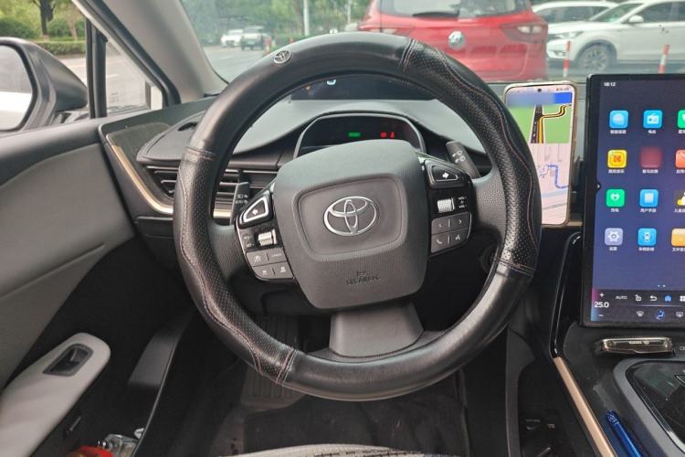 Used Toyota bZ3 2024 517 km Elite PRO Steering Wheel