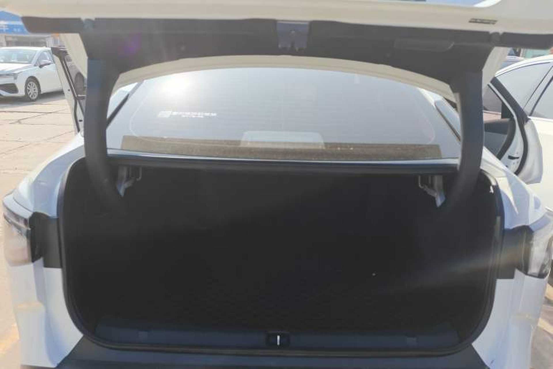 Used Toyota bZ3 2024 517 km Elite PRO Trunk