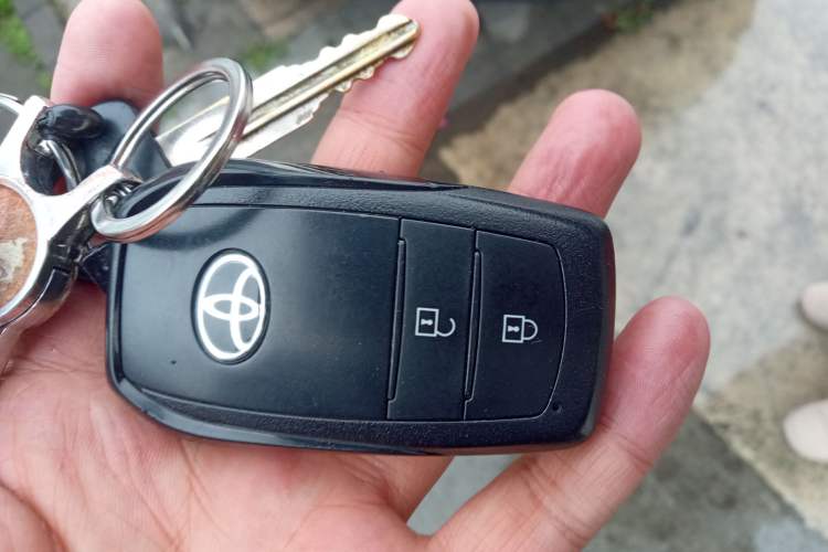 Used Toyota bZ3 2024 517 km Elite PRO Vehicle Key