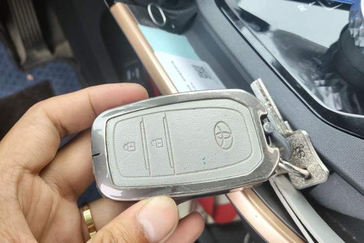 Used Toyota bZ3 2024 517 km Elite PRO Vehicle Key