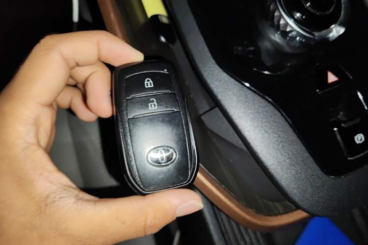 Used Toyota bZ3 2024 517 km Elite PRO Vehicle Key