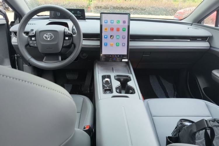 Used Toyota bZ3 2026 Model, Smart Home PRO Center Console
