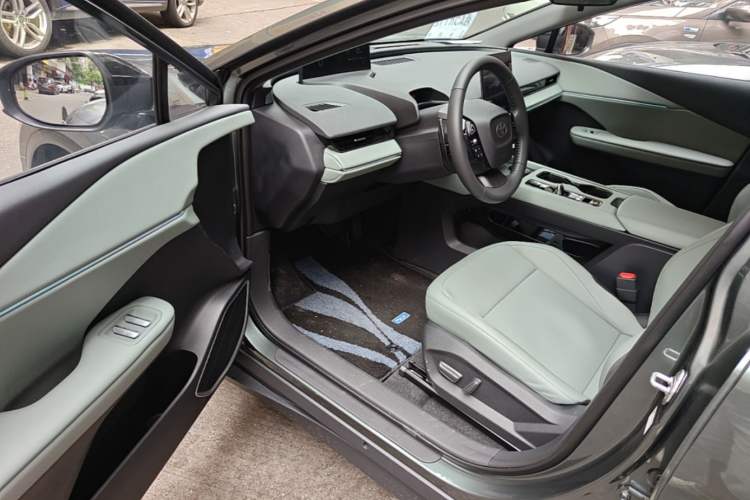 Used Toyota bZ3 2026 Model, Smart Home PRO Driver Seat