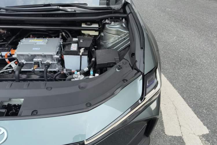 Used Toyota bZ3 2026 Model, Smart Home PRO Engine Bay Left