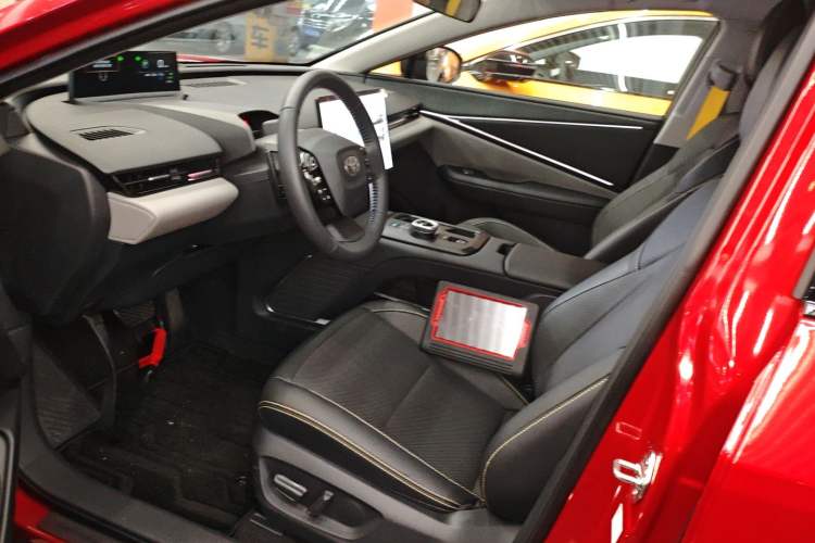 Used Toyota bZ5 2025 Model 550 PRO Smart Driving Edition Left Front Seat