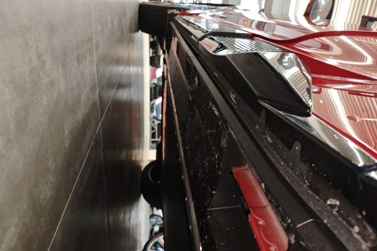 Used Toyota bZ5 2025 Model 550 PRO Smart Driving Edition Left Side Sill