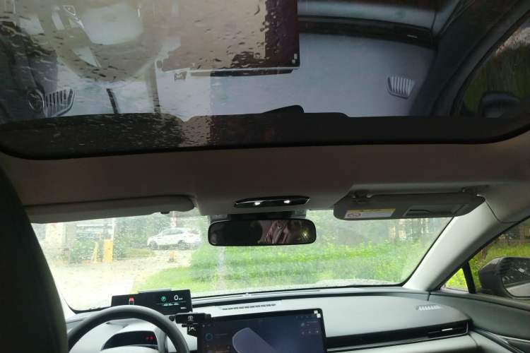 Used Toyota bZ5 2025 Model 550 JOY Headliner