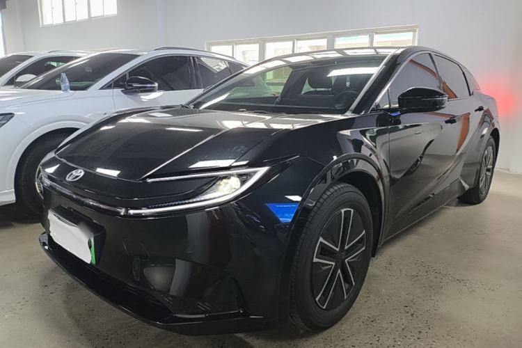 Used Toyota bZ5 2025 Model 550 JOY Guazi used car, China used car export, Used car for sale, Used  cars, Cheapest cars for sale