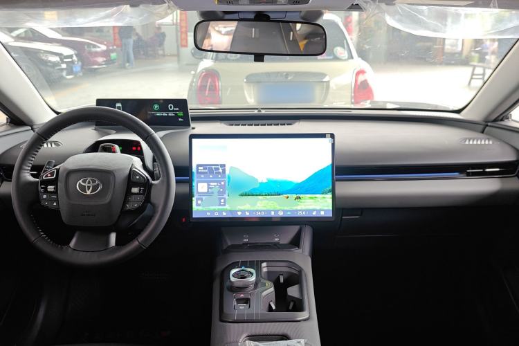 Used Toyota bZ5 2025 Model 550 PRO Smart Driving Edition Center Console