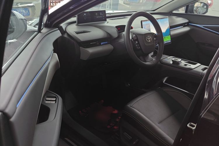 Used Toyota bZ5 2025 Model 550 PRO Smart Driving Edition Driver Seat
