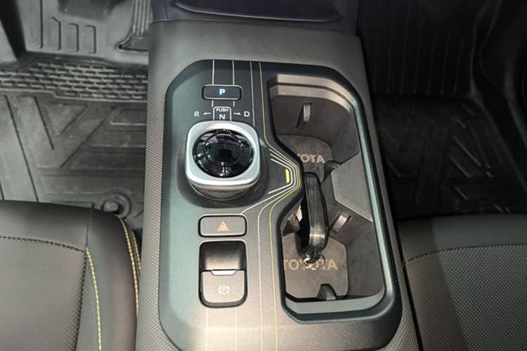 Used Toyota bZ5 2025 Model 550 PRO Gear Lever