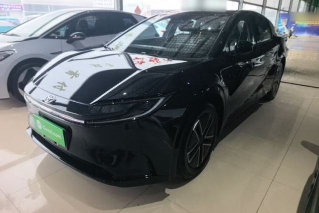 Used Toyota bZ5 2025 Model 550 JOY