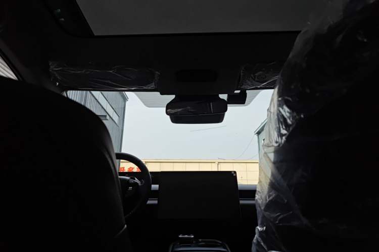Used Toyota bZ5 2025 Model 550 PRO Smart Driving Edition Headliner
