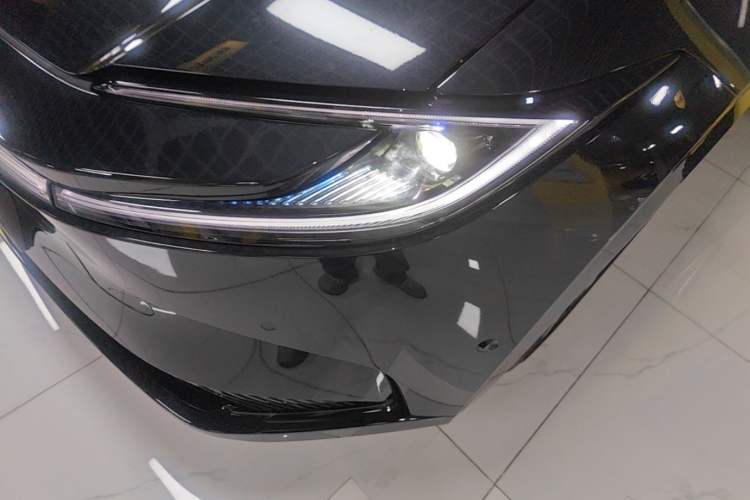 Used Toyota bZ5 2025 Model 550 PRO Smart Driving Edition Left Front Headlight