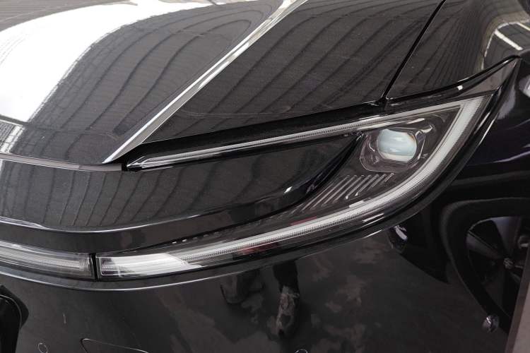 Used Toyota bZ5 2025 Model 550 PRO Smart Driving Edition Left Front Headlight