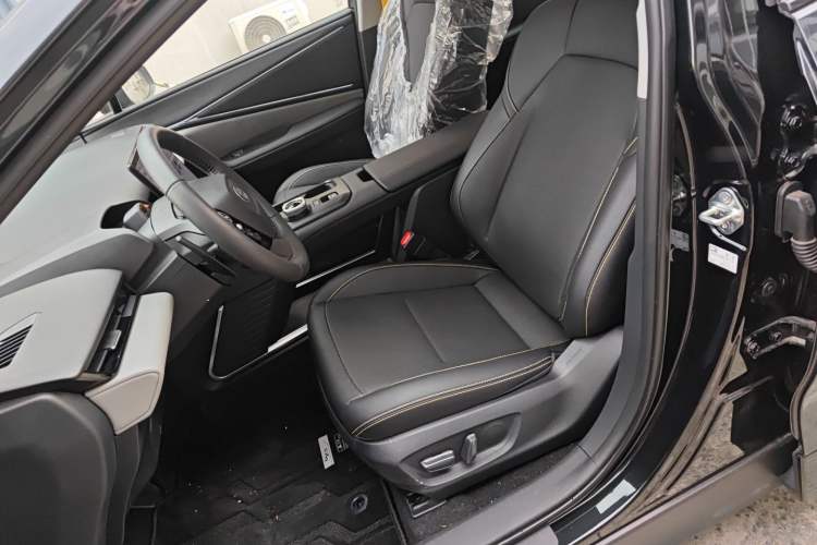 Used Toyota bZ5 2025 Model 550 PRO Smart Driving Edition Left Front Seat