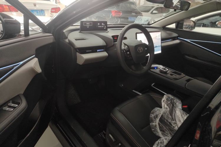 Used Toyota bZ5 2025 Model 550 PRO Left Front Seat