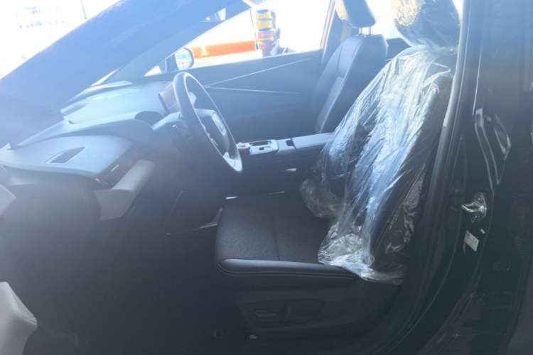 Used Toyota bZ5 2025 Model 550 JOY Left Front Seat