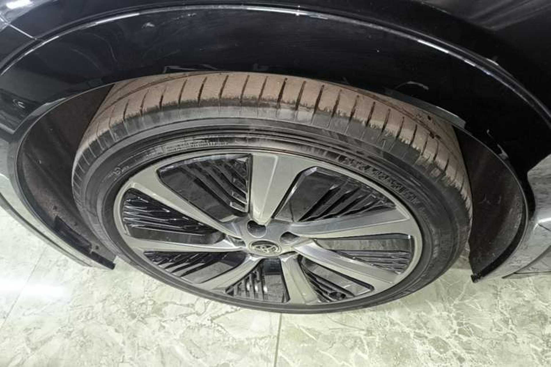 Used Toyota bZ5 2025 Model 550 PRO Left Front Wheel Hub