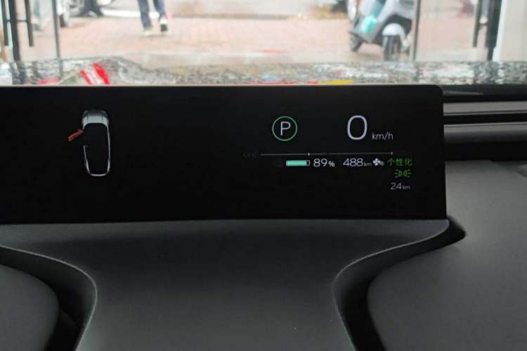 Used Toyota bZ5 2025 Model 550 PRO Smart Driving Edition Odometer Close Up