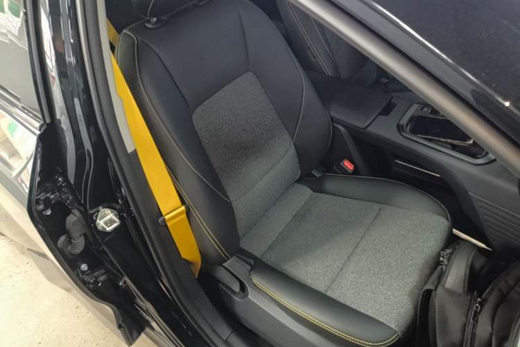Used Toyota bZ5 2025 Model 550 JOY Right Front Seat
