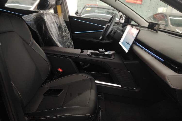 Used Toyota bZ5 2025 Model 550 PRO Right Front Seat